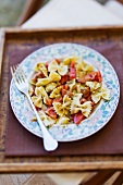Pasta salad with tomatoes and pesto