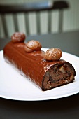 Chocolate roulade with vanilla pears and glazed chestnuts