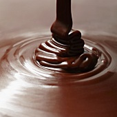 Flowing chocolate
