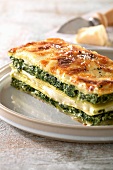 Lasagne con ricotta e spinaci (lasagne with ricotta and spinach)
