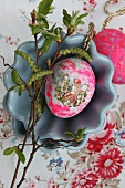 Easter egg decorated with vintage motif (sticker)
