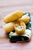 Spring rolls filled with pear and cheese