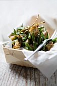 Green bean salad with capers and croutons