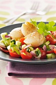Colourful salad with scallops