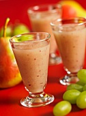 Apple and pear smoothie