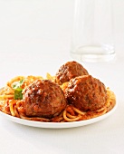 Spaghetti with meatballs and tomato sauce