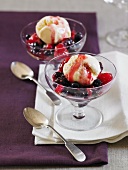 Stewed berries with vanilla ice cream