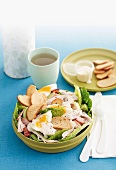 Caesar Salad mit Hähnchen und Avocado
