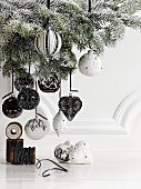 Christmas tree with black and white decorations