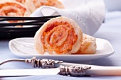 Puff pastry whirls with ham and cheese