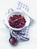 Quince and red cabbage with a cinnamon stick