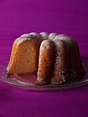 Chiffon Cake (leichter Rührkuchen) in Kranzform