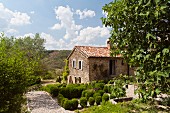 Italienisches Ferienhaus in Umbrien umgeben von malerischer Landschaft