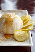 Yams root milk pudding with honey, sesame and lemon