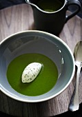 Cream of spinach soup with a quenelle of chive quark