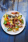 Fried sardines with vegetables