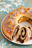 Yeast-raised cake with poppy seed paste for Christmas