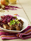 Fried seitan with red cabbage