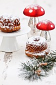 Bundt cakes dusted with icing sugar for Christmas