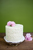 An elegant cake with spring flowers