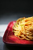 Pasta con la mollica (spaghetti with breadcrumbs)