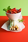 Strawberries and white asparagus