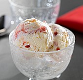 Strawberry ice cream with biscuit crumbs