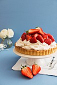 A meringue tart with strawberries