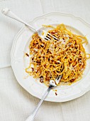 Tomato linguine