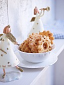 Christmas Friesenringe (flower-shaped butter biscuits)