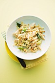 Stir-fried noodles with chicken, coconut milk and peanuts
