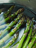 Green asparagus in water