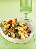 Asparagus with pesto and croutons