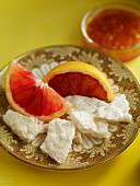 Grapefruit with rice crackers