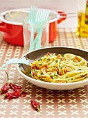 Spaghetti aglio e olio with chilli peppers