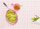 Linguine mit Basilikumpesto und grünen Bohnen