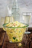 Rice salad with fennel and prawns