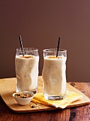 Banana smoothies made with soya milk and cereals