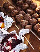 Venison skewers and beetroot and pumpkin parcels with cheese for an autumnal picnic