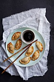 Pastry parcels filled with pork and Chinese cabbage