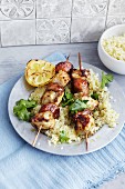 Oriental chicken skewers with dried figs