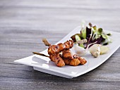 Chicken skewers with garlic and ginger