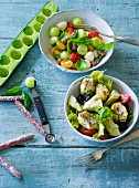 Ernährung bei ADHS: Kugelsalat mit Minisalami & Gemüsesalat mit Fisch