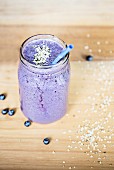 Blueberry smoothie with hemp seeds