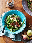 Rocket salad with walnuts, figs and Gorgonzola