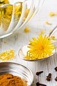 Household remedies for coughs and sore throats: cinnamon, cloves and dandelion flowers