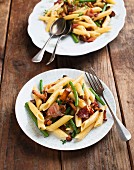 Pasta with green beans, bacon and chanterelle mushrooms