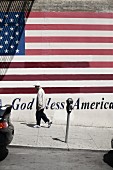 Mit USA-Flagge bemalte Hauswand in San Francisco