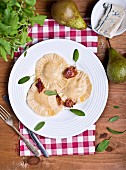 Ravioli with blue cheese, pears and bacon