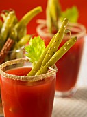 Sweet and spicy vegetable juice with green beans